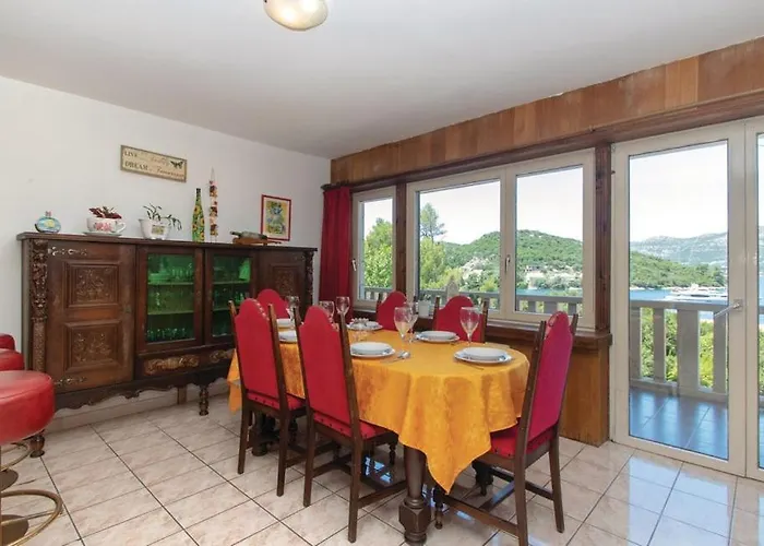 By The Sea Zrnovska Banja, Korcula - 13636 Zrnovo