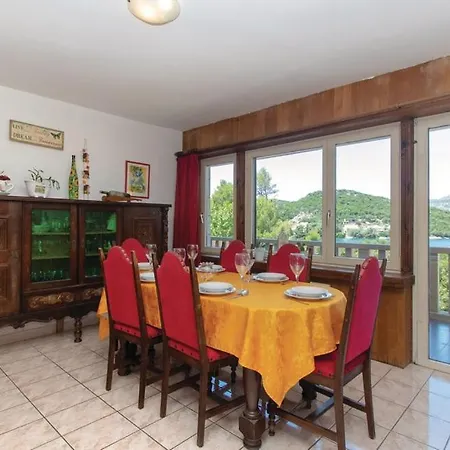 By The Sea Zrnovska Banja, Korcula - 13636 Zrnovo