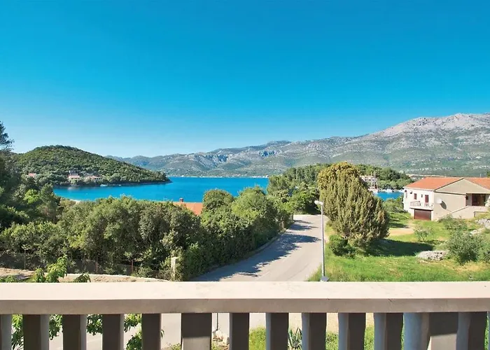 By The Sea Zrnovska Banja, Korcula - 13636 아파트 *